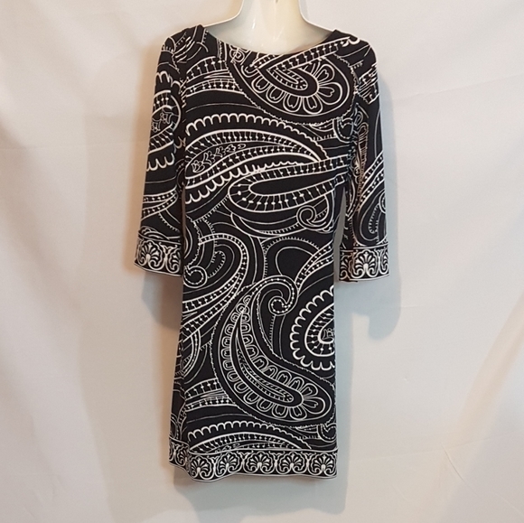 ENCHANTE comfy dress - Picture 2 of 4